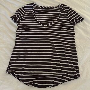 Lululemon love v-neck tshirt